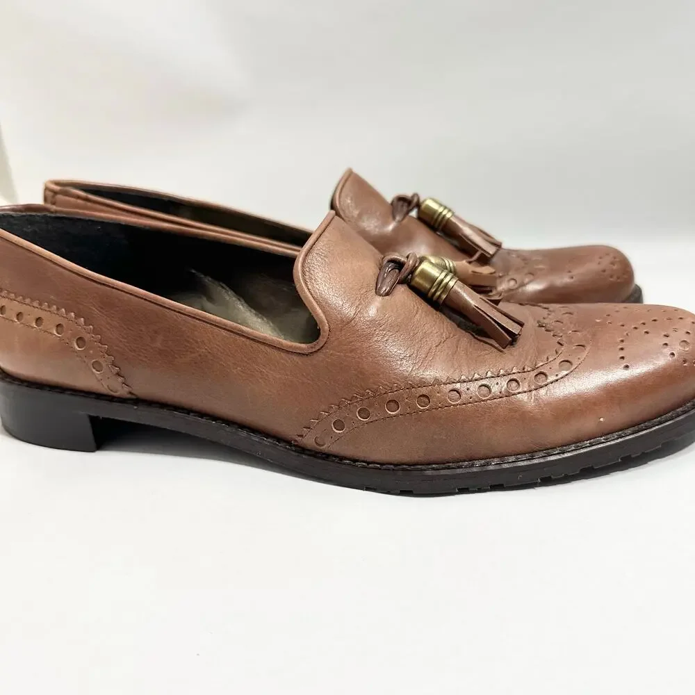 Stuart Weitzman Wingtip Leather Loafers Tassle Guything | Brown | SZ‎ 8.5